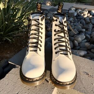 Dr. Martens boots! (White and Black Lace-Ups)